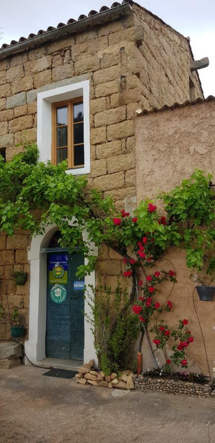 L'Orca Di San Gavinu Hotel Figari  Exterior foto