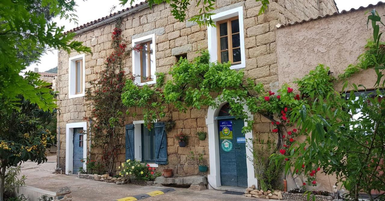 L'Orca Di San Gavinu Hotel Figari  Exterior foto